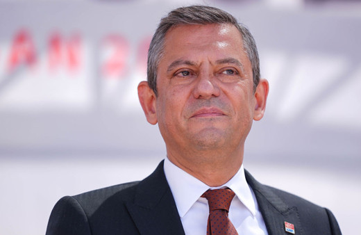 CHP lideri Özgür Özel: Eş dost kayırmacılığı CHP'nin yapacağı bir iş değildir