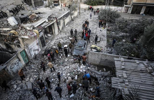 İsrail ordusunun Gazze’nin çeşitli noktalarına düzenlediği saldırılarda 23 Filistinli öldü