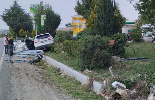 Burdur'da kaza! Mansur Yavaş'ın ağabeyi Aladdin Yavaş yaralandı