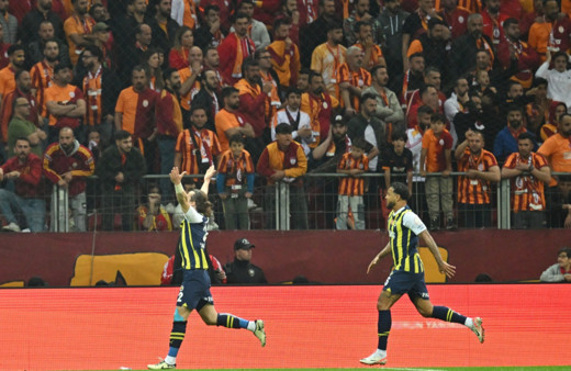 Fenerbahçe deplasmanda Galatasaray'ı devirdi