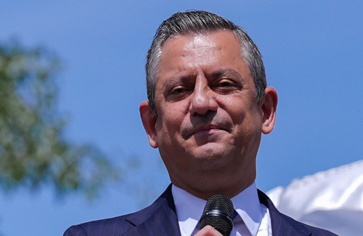 CHP Genel Başkanı Özgür Özel, "Büyük Gençlik Yürüyüşü"ne katıldı