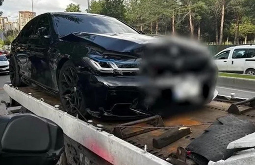 Ehliyetine 17 yıl el konulan sürücü drift sonrası yakalandı, ceza yağdı!