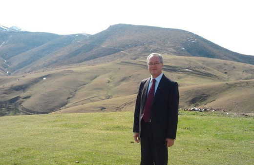 Tonya Belediye Başkanı Osman Beşel makam odasında darbedildi