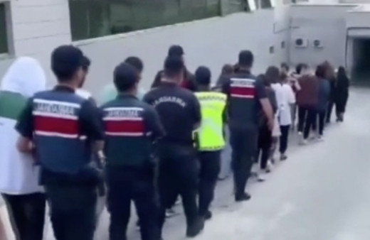 13 ilde "Sibergöz" operasyonu! Bakan Yerlikaya açıkladı: 65 şüpheli yakalandı