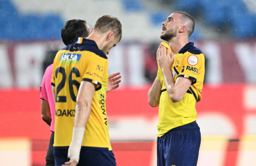 Süper Lig'den düşen son takım belli oldu