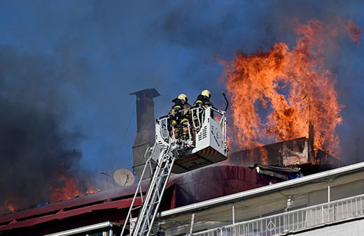 Lunaparkta yangın faciası! 27 kişi hayatını kaybetti