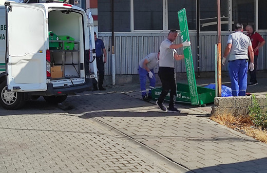 Muğla'da sanayi sitesinde erkek cesedi bulundu