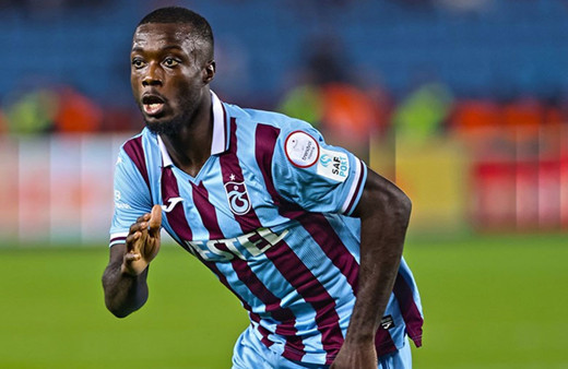 Nicolas Pepe takımdan ayrıldığını açıkladı