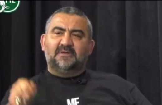 Ümit Özat'tan küfürlü şarkıya eşlik eden Okan Buruk'a tepki: Yerden bitme ahlaksız terbiyesiz herif