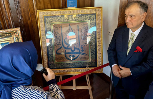 'Tarihin Akışında Meşhur Hattatlar' sergisi, Bursa'da açıldı