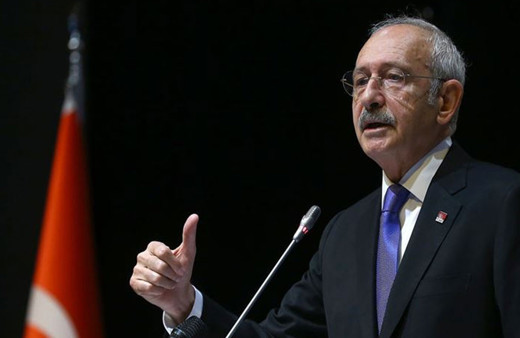 Eski CHP Genel Başkanı Kemal Kılıçdaroğlu'nun "hakaret" suçundan yargılandığı dava düştü
