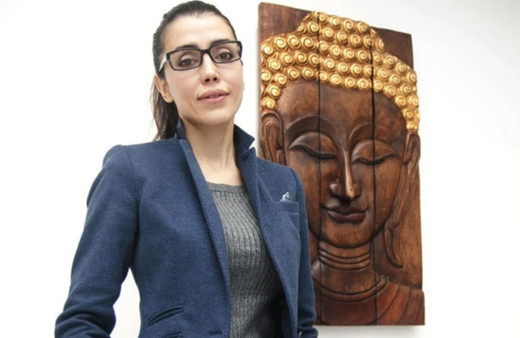 Yazar Azra Kohen'den tepki çeken Filistin açıklaması! "Çocuklarını bilerek bombaların atılacağı yerde oturtuyorlar"