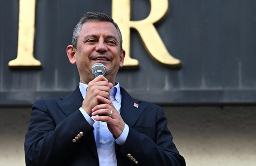 Özel, Ayşenur Ezgi Eygi'nin ailesine taziyelerini iletti