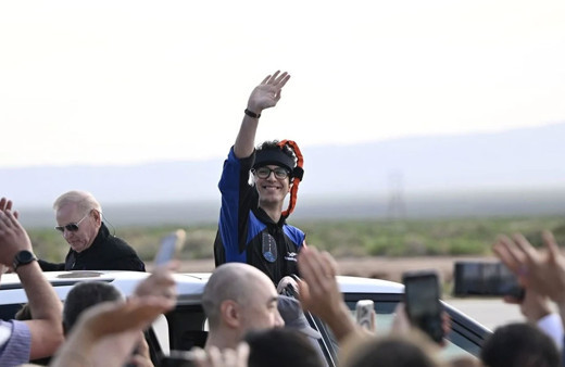 Türkiye'nin ikinci astronotu Atasever, yörünge altı araştırma uçuşuna katıldı