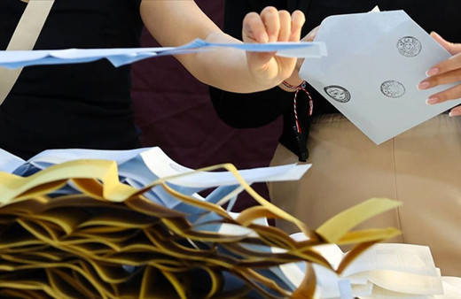 ASAL'ın erken seçim anketinde Özgür Özel'i buz kesen sonuç