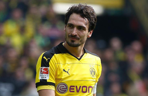 Borussia Dortmund resmen açıkladı: Hummels takımdan ayrıldı