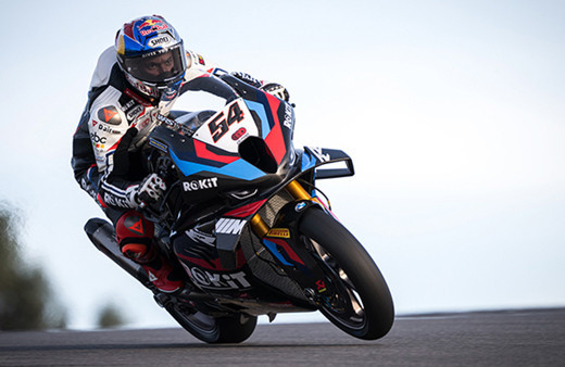 Toprak Razgatlıoğlu, Superbike Emilia-Romagna ayağının ilk yarışını kazandı