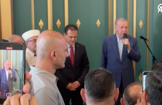 Cumhurbaşkanı Erdoğan, bayram namazını Marmaris'te Okluk Millet Camisi'nde kıldı