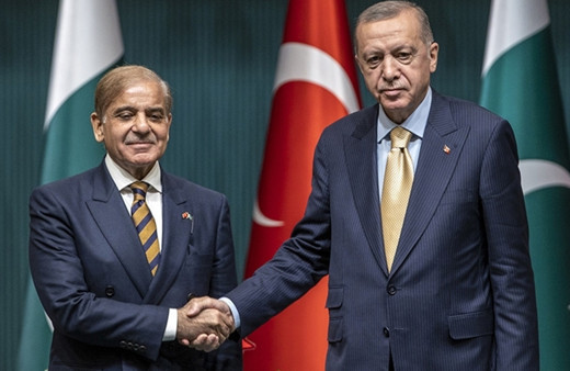 Cumhurbaşkanı Erdoğan, Pakistan Başbakanı Şerif ile telefonda görüştü