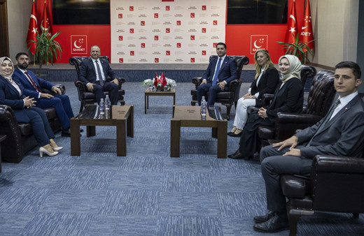 Saadet Partisi'nde siyasi partiler arası bayramlaşma