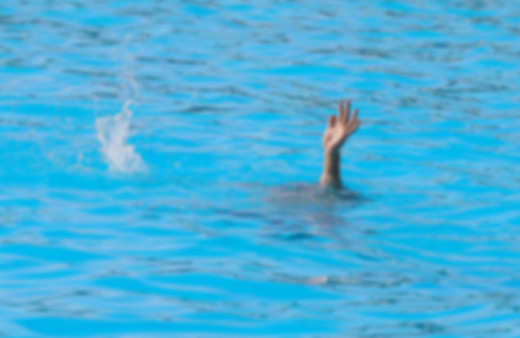 Bursa'da denize giren 16 yaşındaki çocuk boğuldu