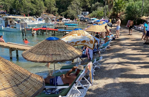 Akbük sahilinin ücretsiz bölümleri kullanıma açıldı