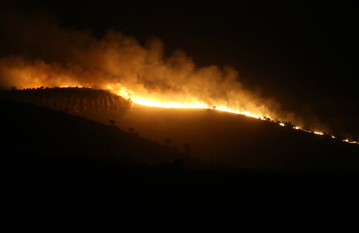 Diyarbakır ve Mardin arasında anız yangını: 5 ölü