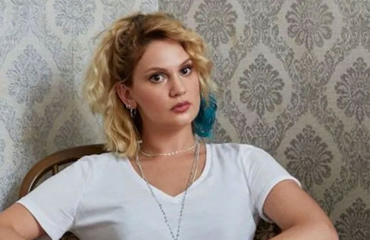 Starbucks'tan bir adet muzu 104 liraya satın alan Farah Zeynep Abdullah'tan tepki