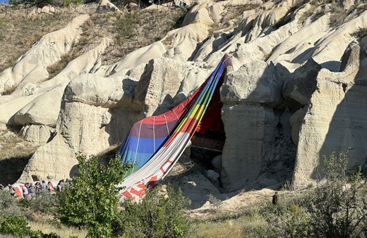 Ters rüzgarla karşılaştı! Kapadokya'da facianın eşiğinden dönüldü
