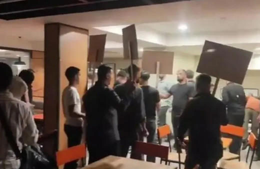 İçişleri Bakanlığından, Diyarbakır'da iki ayrı işletmeye girenlerle ilgili açıklama