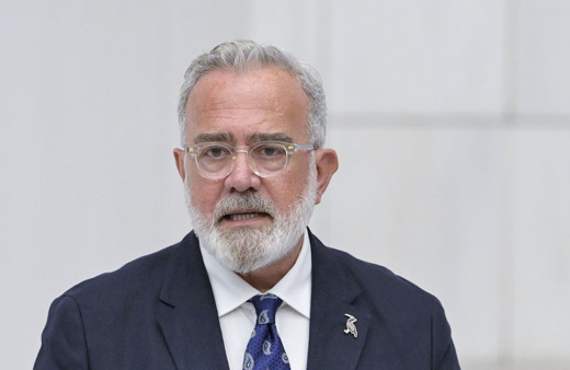 AK Partili Bahadır Yenişehirlioğlu'ndan sokak hayvanlarıyla ilgili açıklama