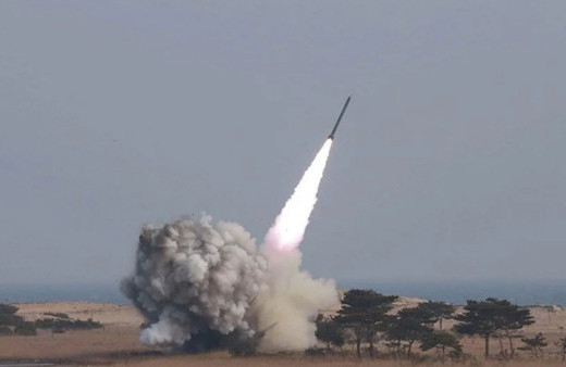 Japonya açıkladı: Kuzey Kore balistik füze fırlattı