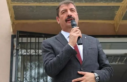 Kula Belediye Başkanı Hikmet Dönmez gözaltına alındı