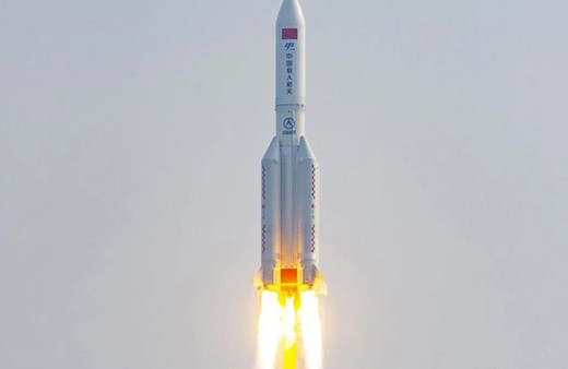 Çin’de deneme amaçlı fırlatılan roket patladı!