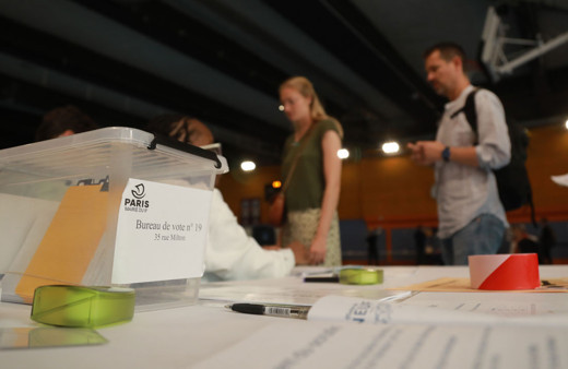 Macron kendi sonunu hazırladı kurduğu ittifak erken genel seçimde ilk turda 3. sırada yer aldı