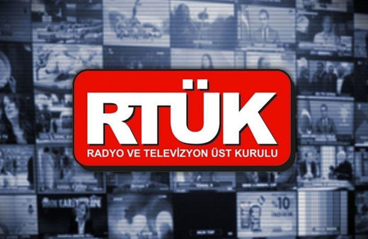 Ermeni soykırımı tezlerini uyarı ve cezalara rağmen devam ettiren Açık Radyo'nun yayın lisansı iptal edildi