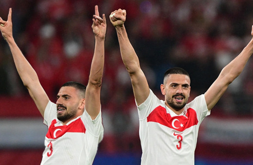 UEFA açıkladı: Merih Demiral hakkında soruşturma başlatıldı! Gol sevincinde "bozkurt" işareti yapmıştı