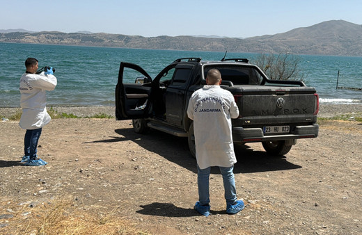 Elazığ'da 2 kişi park halindeki araçta ölü bulundu! Cesetler Halil ve Rukiye'ye ait