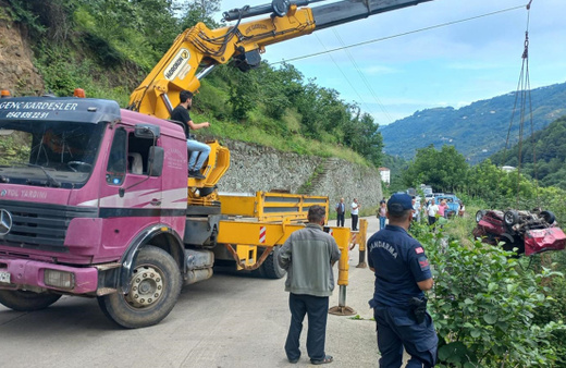 Trabzon'da kayıp gencin akıbeti kötü çıktı: Otomobille beraber dereye yuvarlanmış!