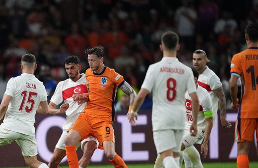 Vincenzo Montella, EURO 2024'te 26 oyuncusunun 23'üne forma verdi