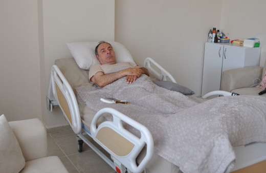 15 Temmuz gecesi sokağa çıktı yatalak oldu: Yine olsa yine çıkarım