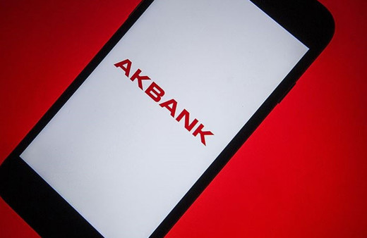 Akbank Asistan ile müşteriler, GPT entegrasyonuyla bilgiye daha hızlı erişiyor