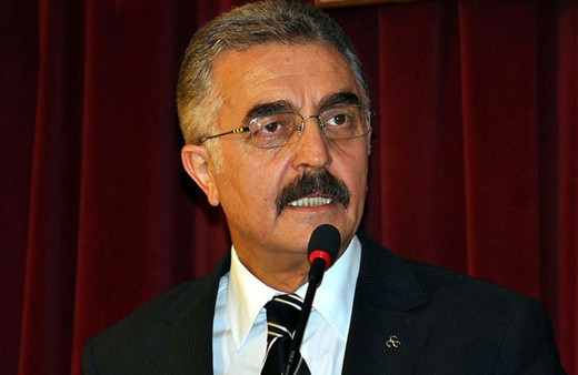 MHP'li Büyükataman'dan Bahçeli'nin elini öpen özel harekat polislerine tepki gösteren Özgür Özel'e yanıt