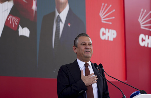 CHP lideri Özgür Özel: Cumhuriyet tarihinin en sorunlu bakanı, hiçbir soruna çözüm bulamadı...