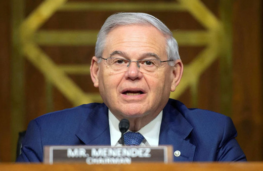 Rüşvetçi ABD'li senatör Bob Menendez istifa etti