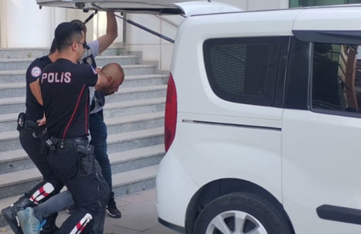 Bursa'da büfede hesap tartışması kanlı bitti: 1 ölü, 1 yaralı