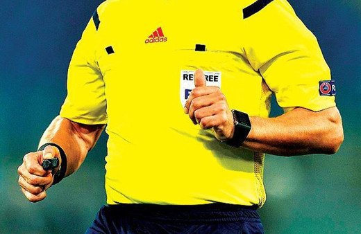 RAMS Başakşehir-La Fiorita maçını yönetecek hakem açıklandı