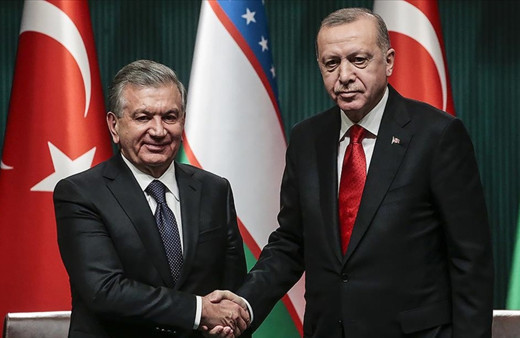 Cumhurbaşkanı Erdoğan, Özbekistanlı mevkidaşı ile telefonda görüştü