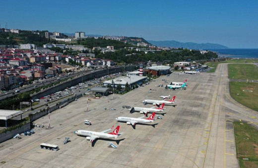 Trabzon-Kocaeli direkt uçuşları 9 Ağustos'ta başlıyor! Bakan Abdulkadir Uraloğlu: 14 saat süren mesafeyi 1,5 saate indiriyoruz