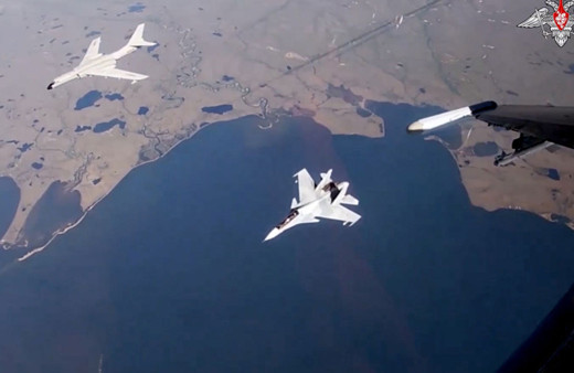 Rus ve Çin stratejik bombardıman uçakları ortak devriye uçuşu yaptı